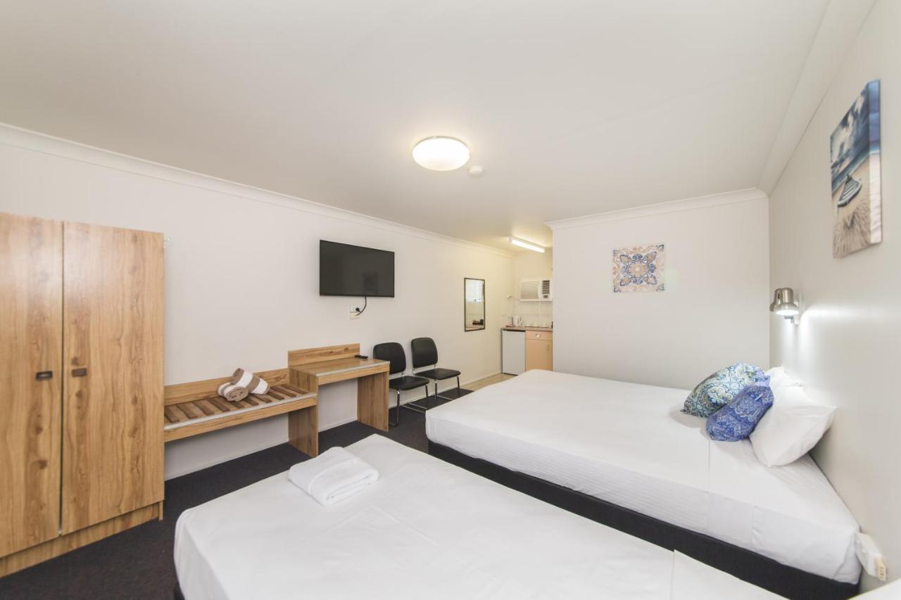 Metro Motel Рокгемптон Экстерьер фото